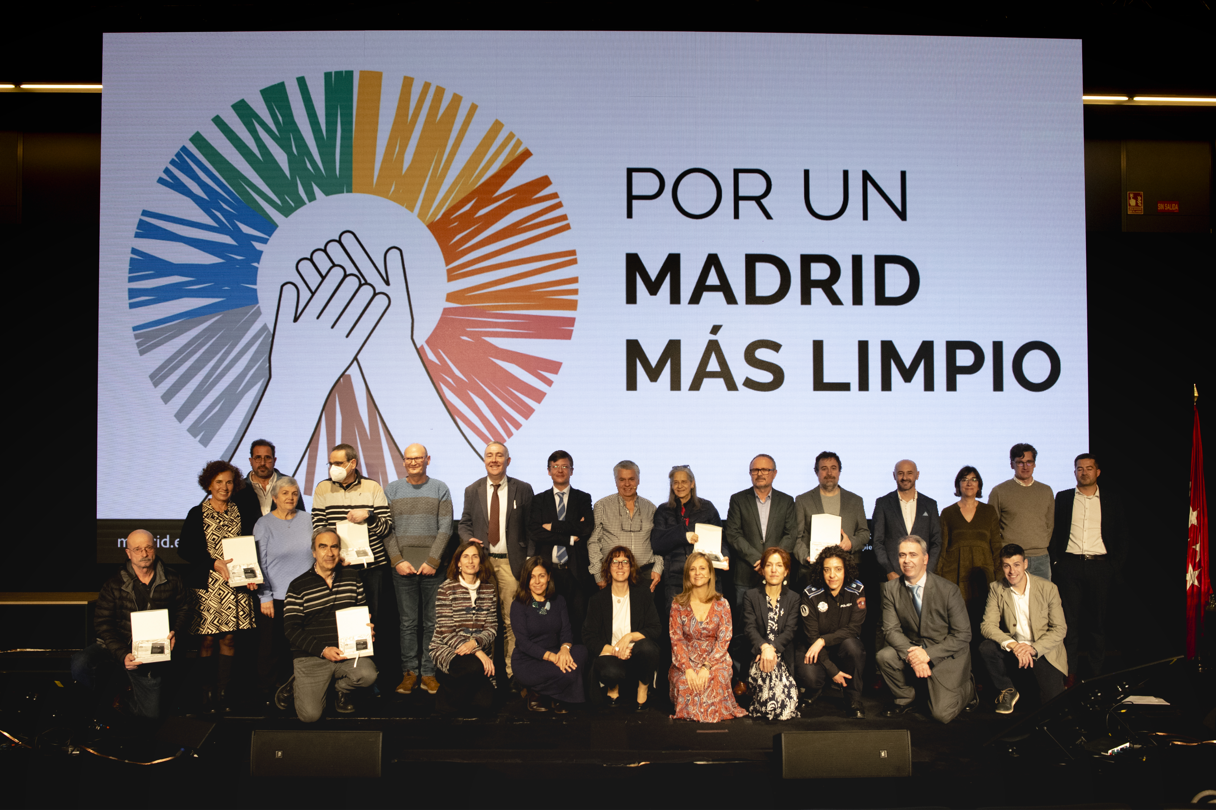 Foto de grupo de premiados y premiadas V Jornada Limpieza, Re