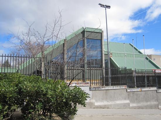 Fachada del Instituto Arturo Soria