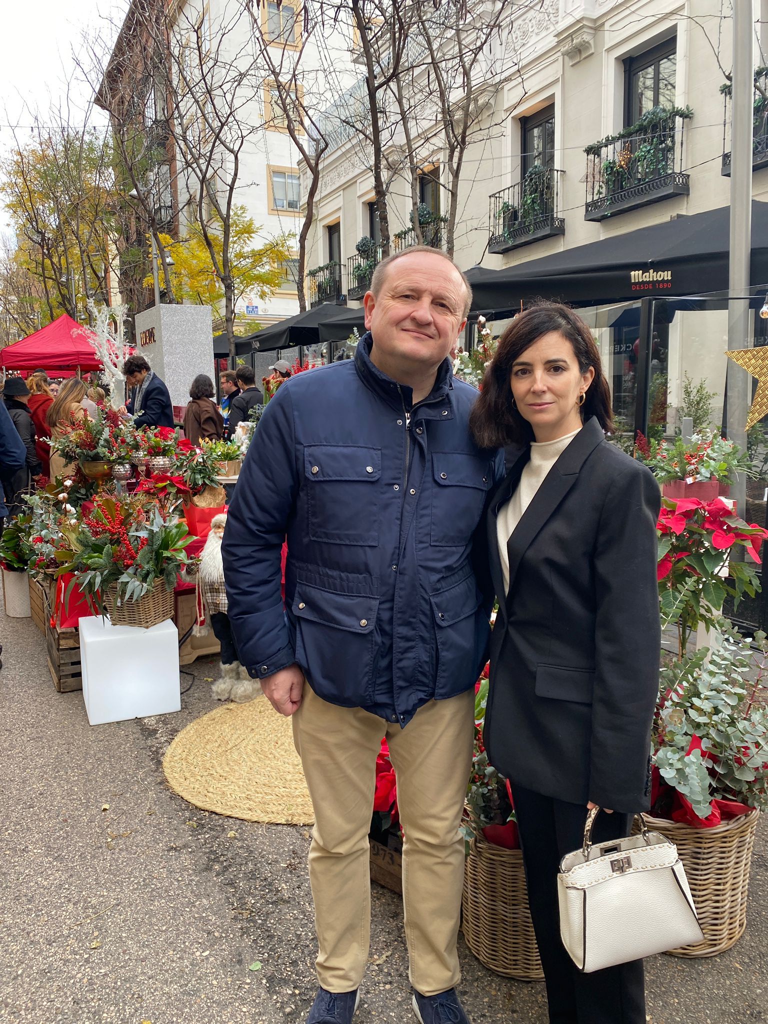 El barrio de Salamanca acoge la VIII edición del Mercado de las Flores de  Navidad - Ayuntamiento de Madrid