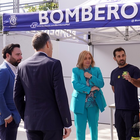 Inma Sanz y Ángel Niño en la apertura del congreso sobre accesos forzados celebrado en la Escuela de Bomberos de Madrid