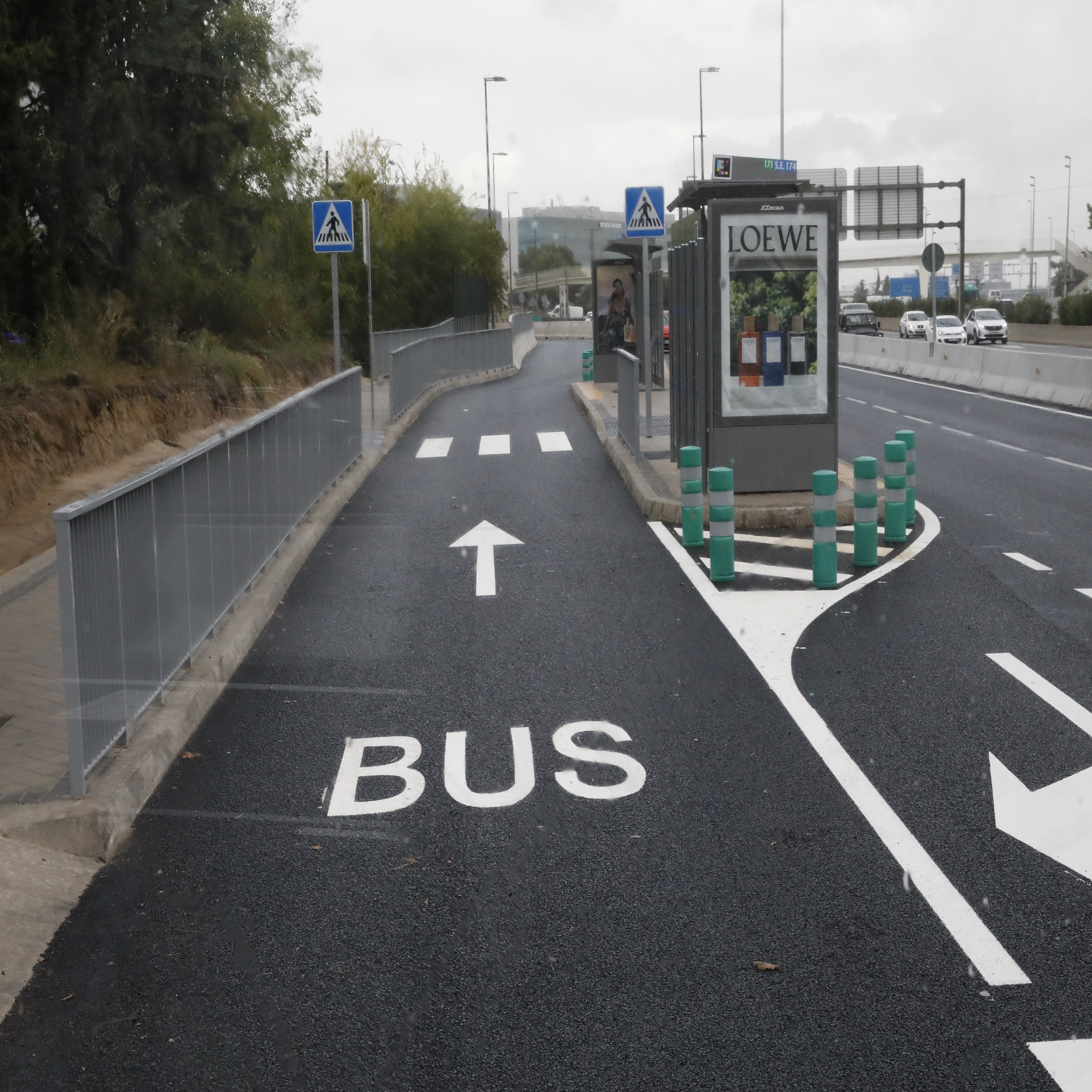 Carabante inaugura el nuevo carril bus de la avenida de Burgos que descongestionará el tráfico en el eje de la A-1 en hora punta

